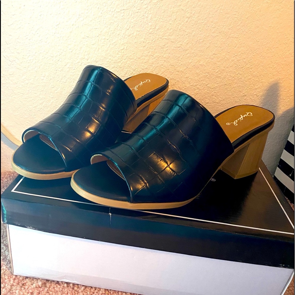 Quipid heels